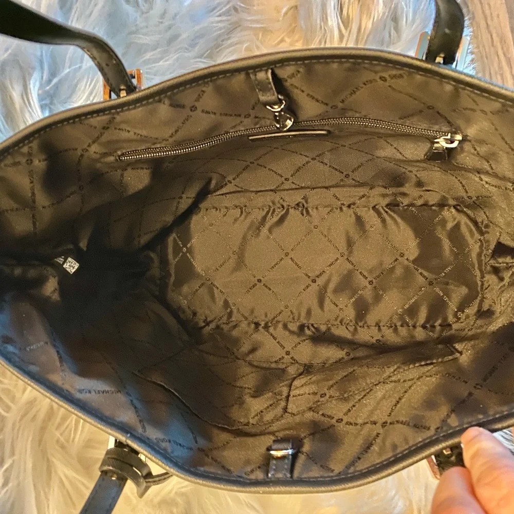 Michael Kors Monogram Black and White Tote - Picture 11 of 15